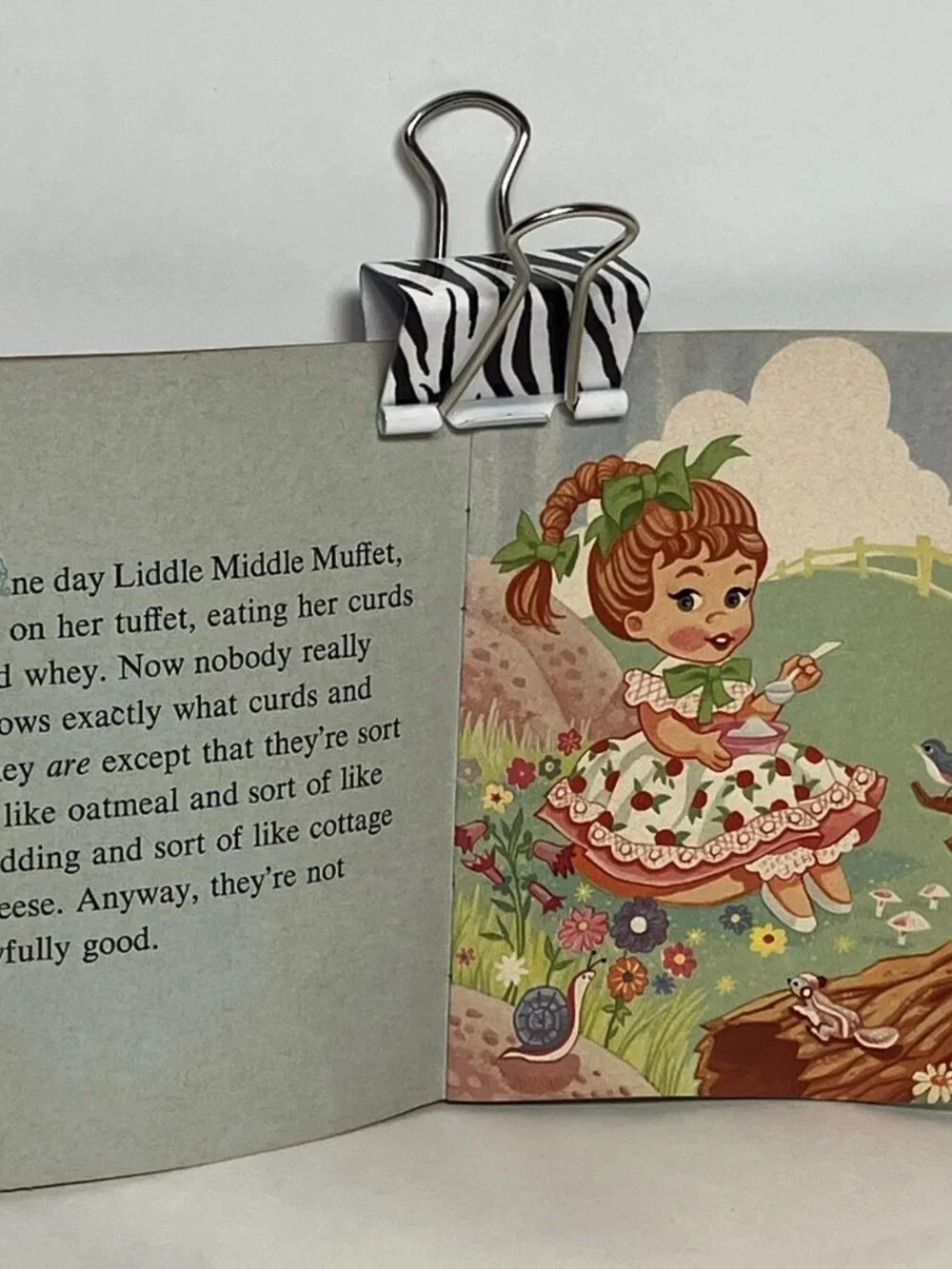 Mattel 1966 Liddle Kiddles Storybook Series Liddle Middle Muffet Story Booklet